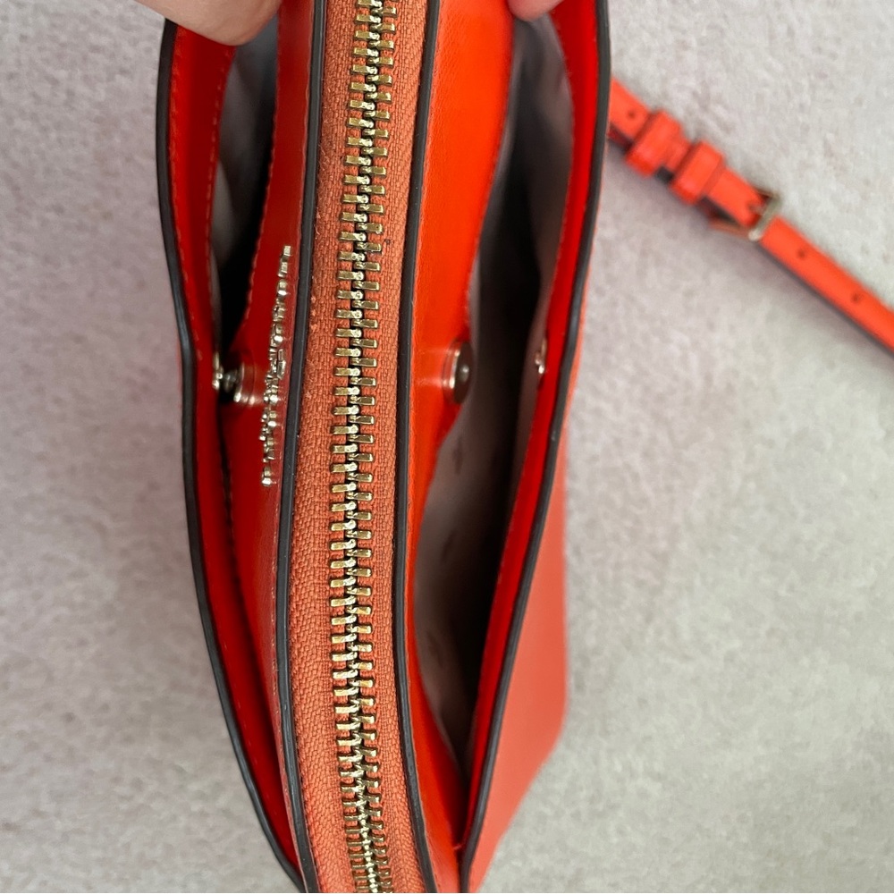 Kate Spade Vibrant Orange Crossbody Bag - Picture 3 of 6